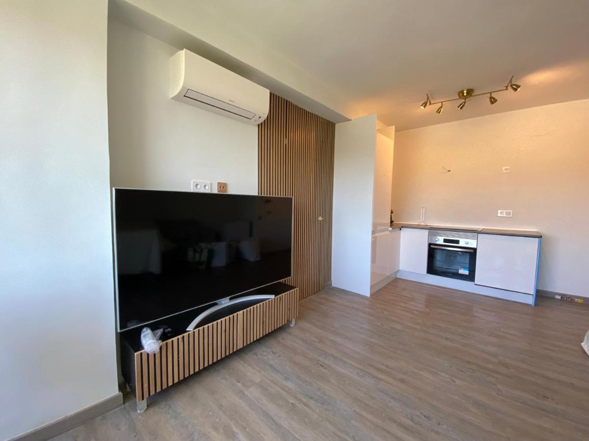 Luxury Golden Sunset Aloha Puerto Banus Apartment