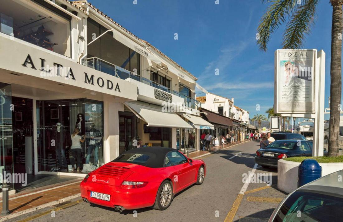 Apartament Luxury Golden Sunset Aloha Puerto Banus Marbella